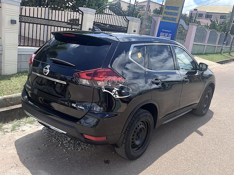 Buy_Cars_in_Ghana_Nissan_Rogue_2018